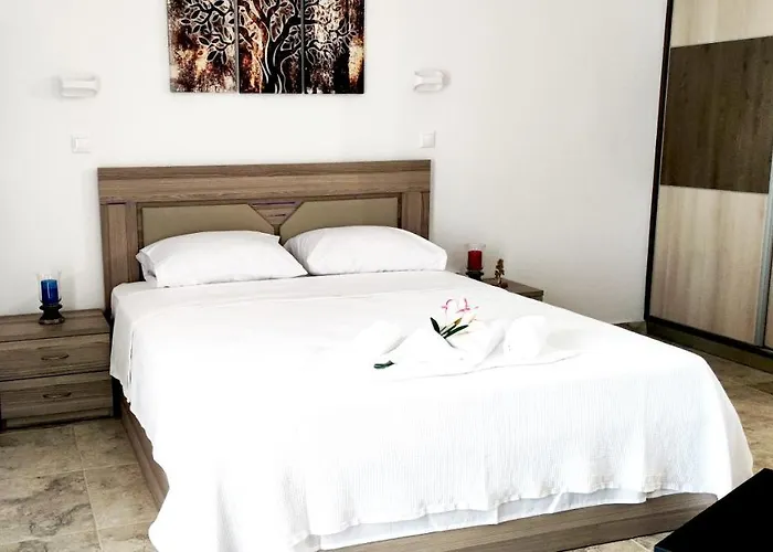 Giola Hosting * Αστρίδα