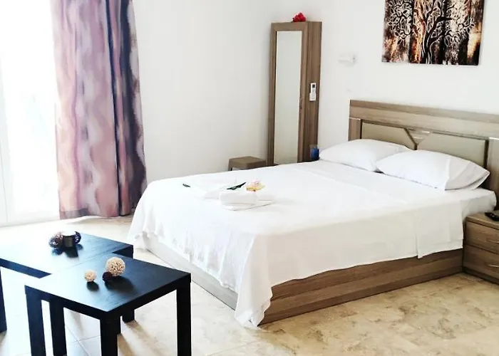 Giola Hosting Αστρίδα